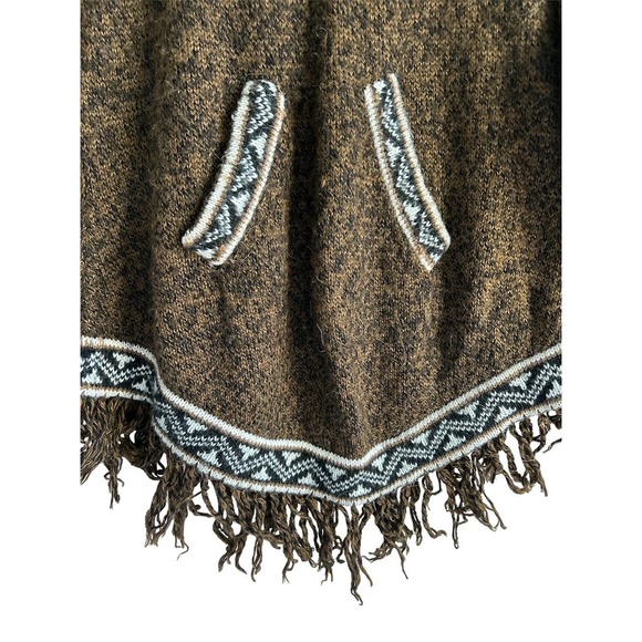Alpaca Exotic Imports Size‎ Small Handmade Alpaca Hooded Tasseled Sweater Brown - Picture 4 of 8